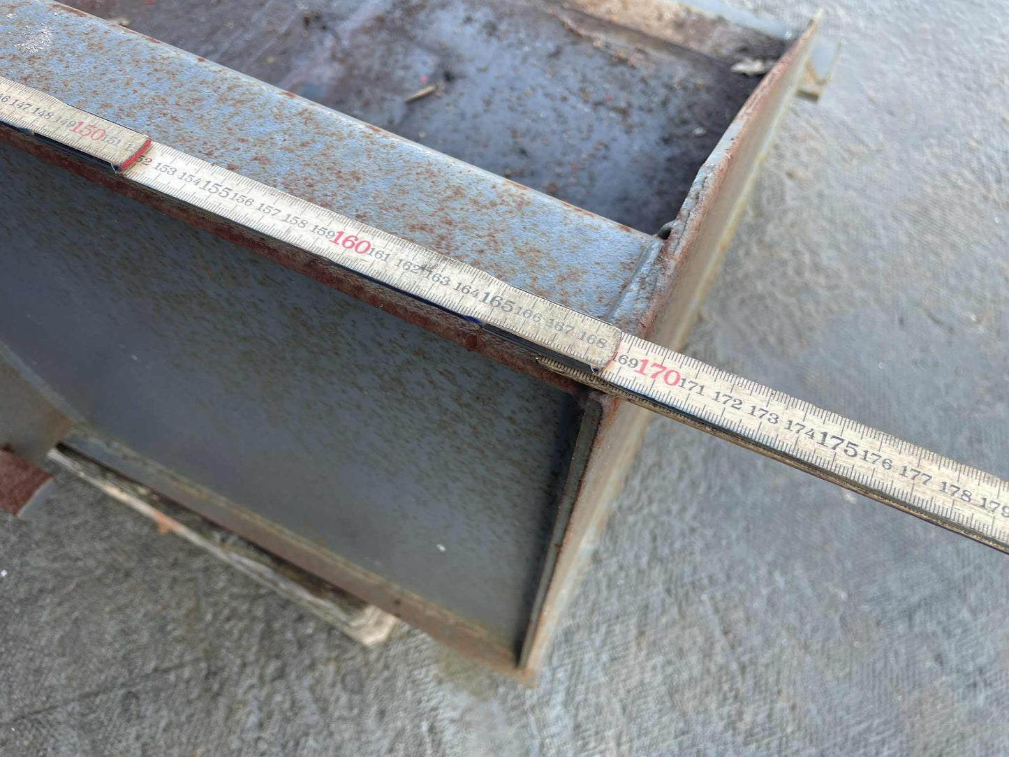 ---SOLGT----Div Redskaber til minilæsser eller traktor