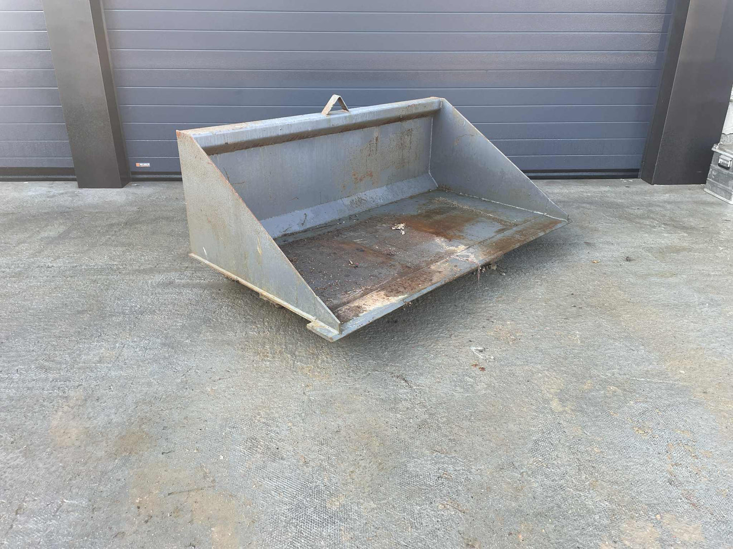 ---SOLGT----Div Redskaber til minilæsser eller traktor