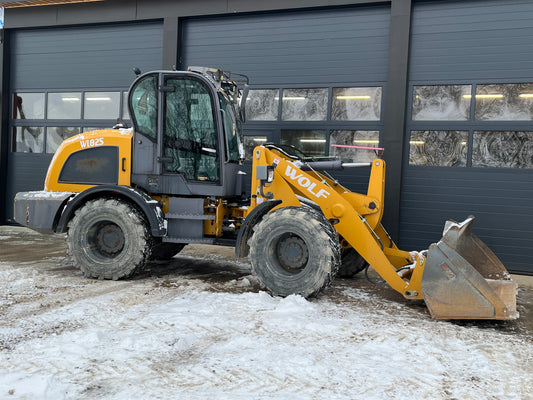 --SOLGT-- Wolf WL825 6 tons