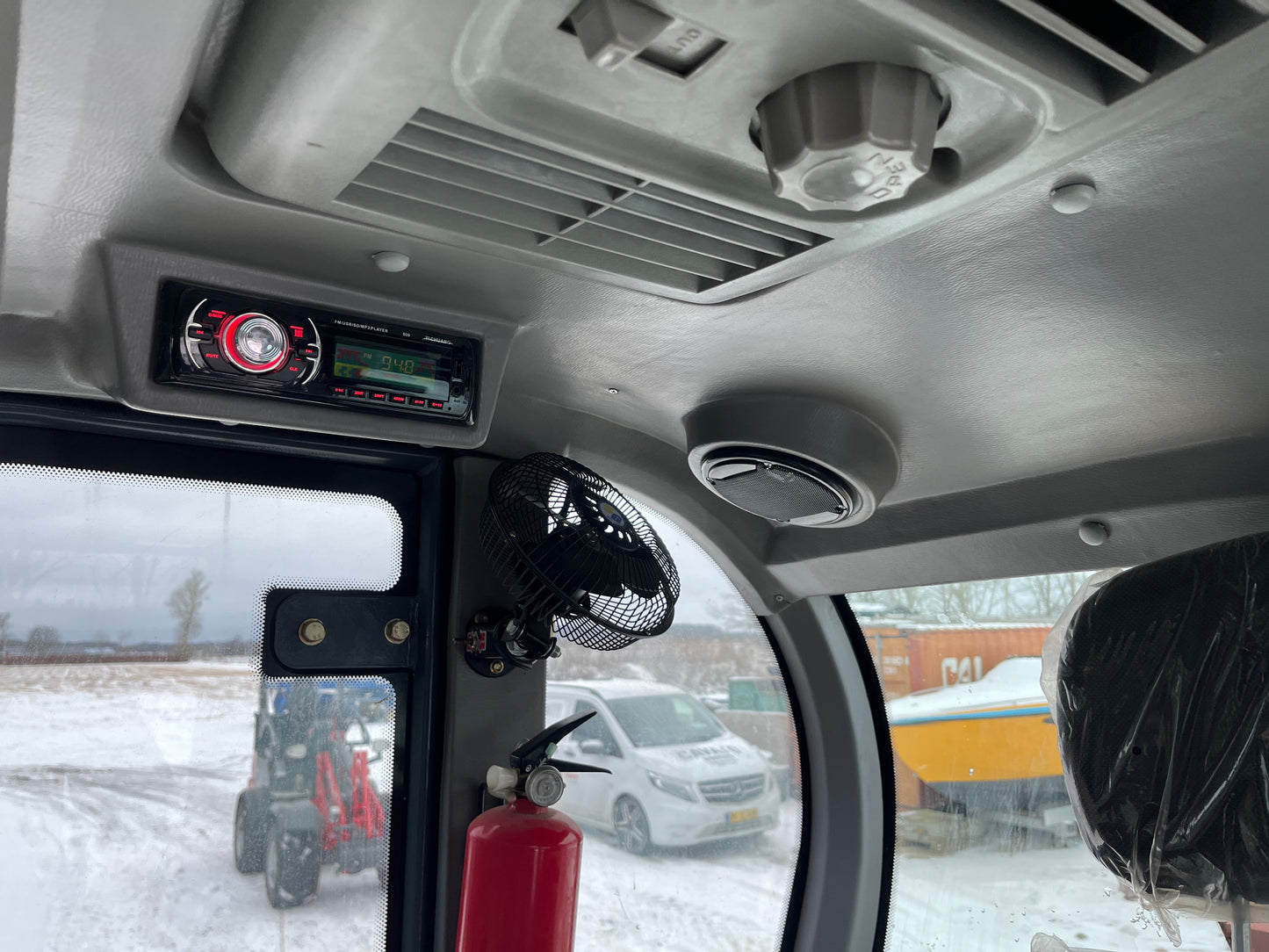 --SOLGT-- Wolf WL825 6 tons