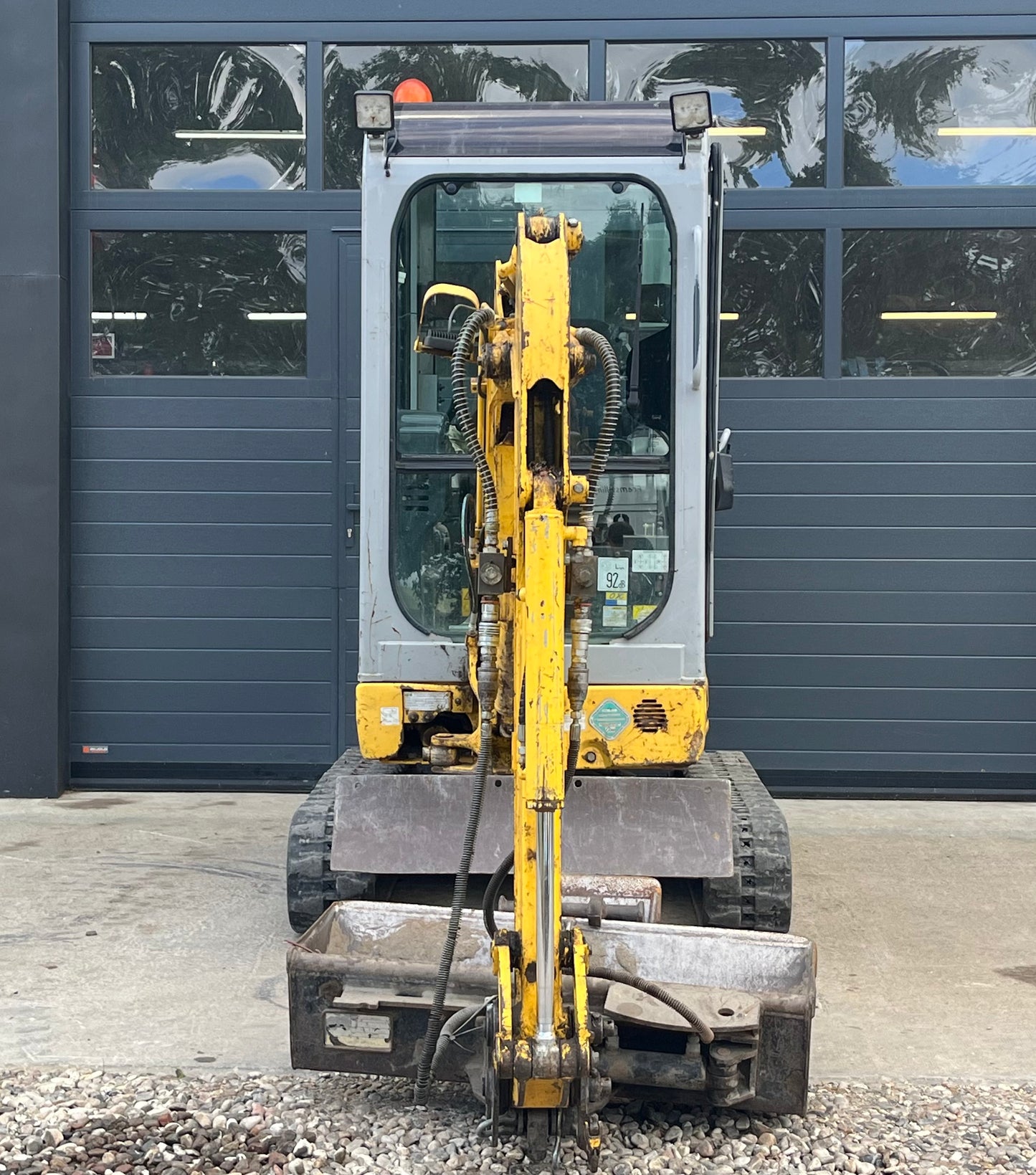 New Holland E18SR