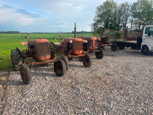 Ladefund Traktor Allis-Chalmers D-270